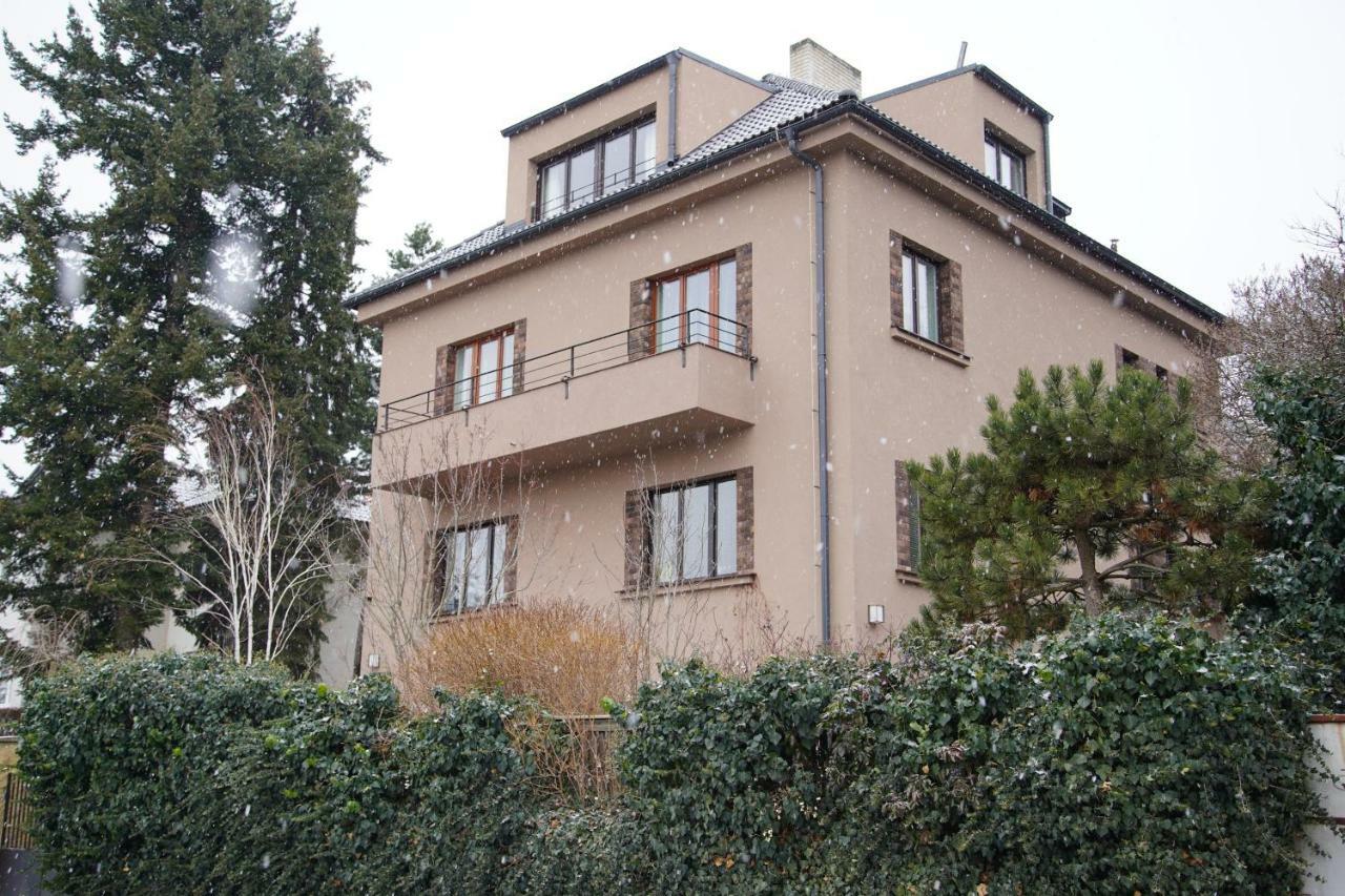 Apartman V Zahrade Praha Troja - Apartment In The Garden Prague Troja Exterior photo